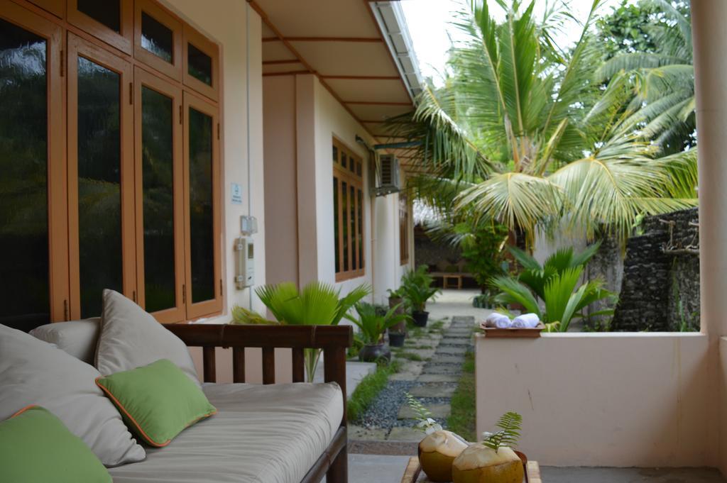 Summer Shade Maldives Dharavandhoo Exterior photo